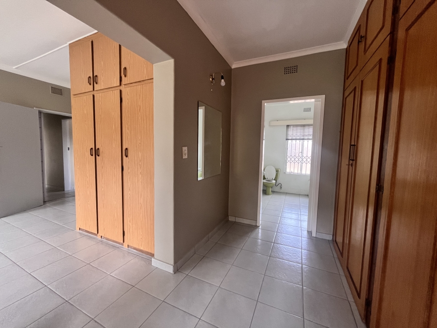 To Let 3 Bedroom Property for Rent in Flamwood North West